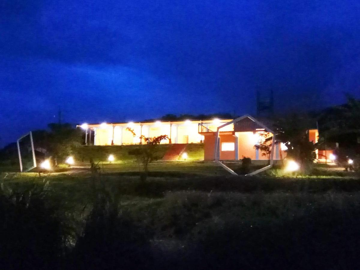 Taitung Sansiantai B&B Chenggong Buitenkant foto